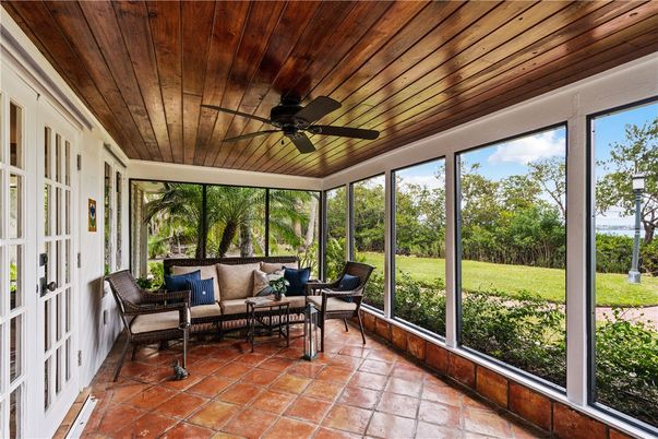 Interior, Living room, Sun Room, Wooden Ceilings