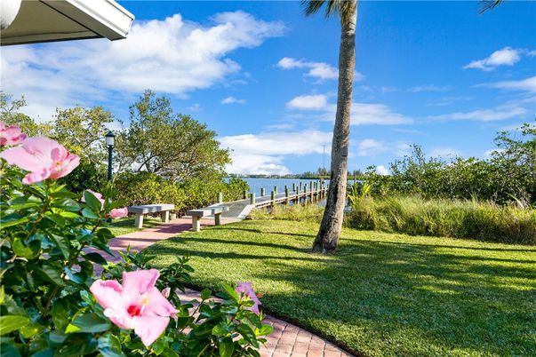 Backyard, Exterior, Lake, Water