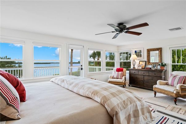 Bedroom, Interior, Water