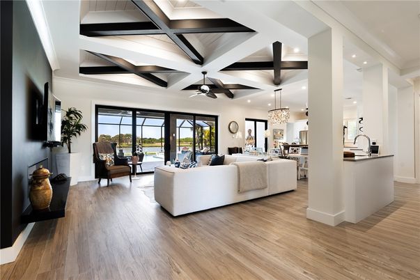 Chandelier, Interior, Kitchen, Living room, Pendant Lights, Recessed Lighting, Wood Texture Flooring