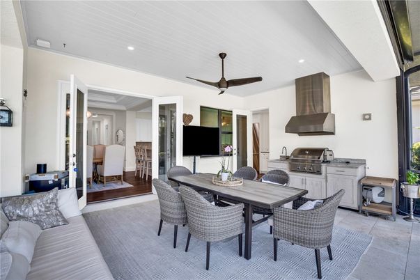 Dining room, Interior, Recessed Lighting