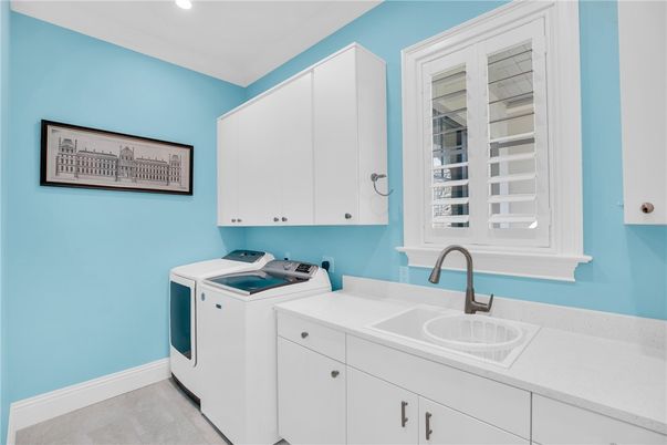 Interior, Recessed Lighting, Washer