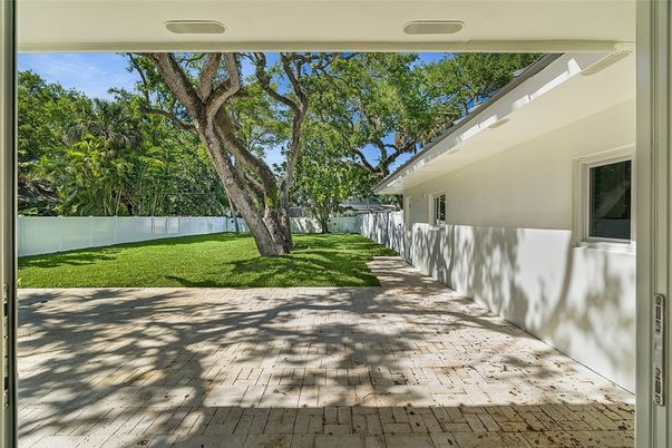 Backyard, Exterior