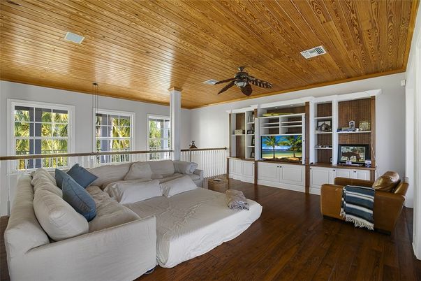 Interior, Living room, Pendant Lights, Wooden Ceilings, Wood Texture Flooring