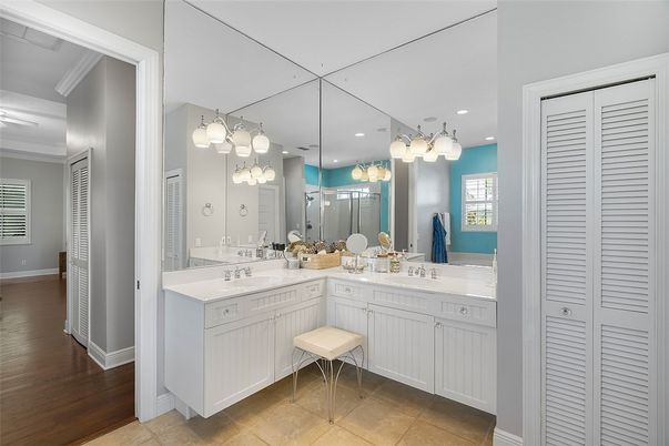 Bathroom, Dual Sink Vanities, Interior, Recessed Lighting, Wood Texture Flooring