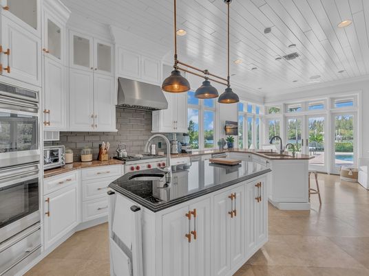 Interior, Kitchen, Pendant Lights, Recessed Lighting, Stainless Steel Appliances