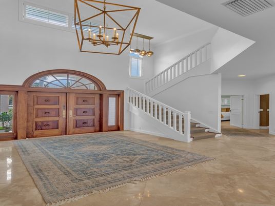 Chandelier, Interior, Pendant Lights