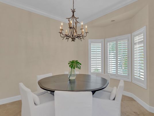 Chandelier, Dining room, Interior