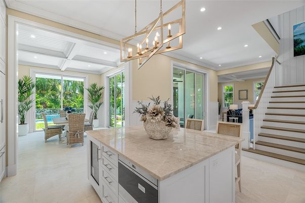 Chandelier, Dining room, Interior, Kitchen, Pendant Lights, Recessed Lighting