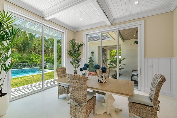 Dining room, Interior, Recessed Lighting, Sun Room