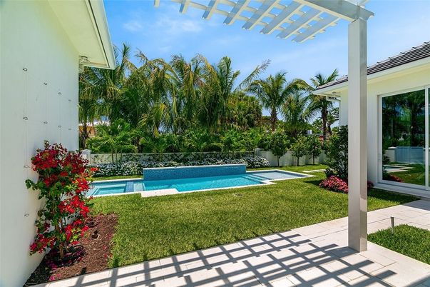 Backyard, Exterior, Pool