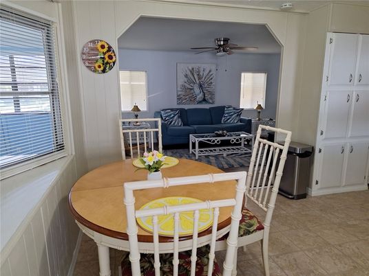 Dining room, Interior, Living room, Pendant Lights