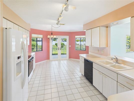 Chandelier, Interior, Kitchen, Recessed Lighting