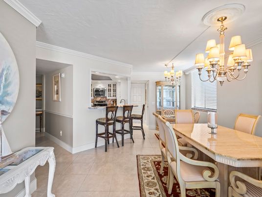 Chandelier, Dining room, Interior, Kitchen