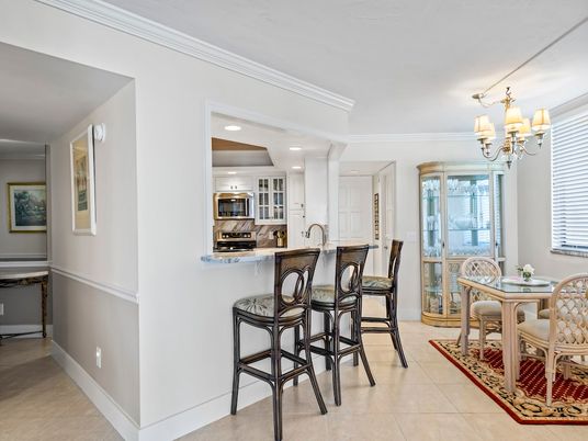 Chandelier, Dining room, Interior, Kitchen, Recessed Lighting