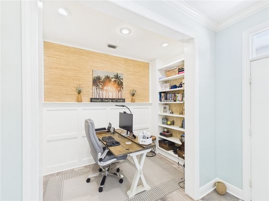 Home Office, Interior, Recessed Lighting, Wood Texture Flooring