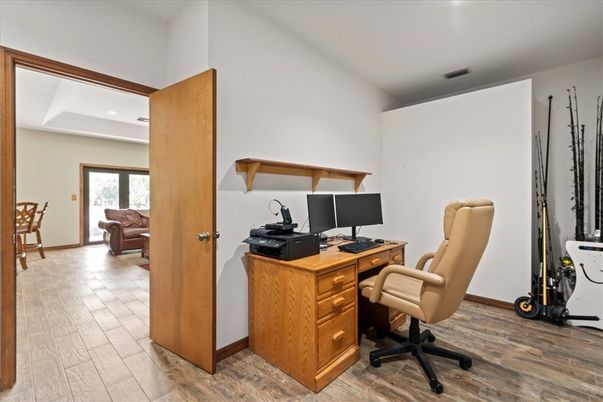 Home Office, Interior, Recessed Lighting, Wood Texture Flooring