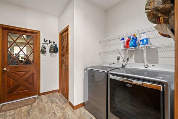 Interior, Utility Closets, Washer, Wood Texture Flooring
