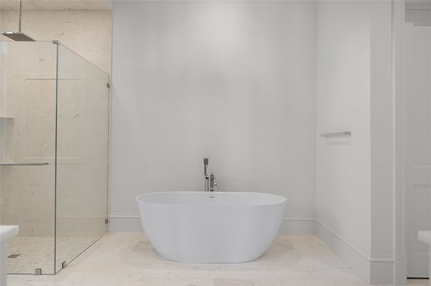 Bathroom, Free Standing Baths, Glass Shower, Interior