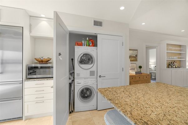 Interior, Kitchen, Recessed Lighting, Utility Closets, Washer