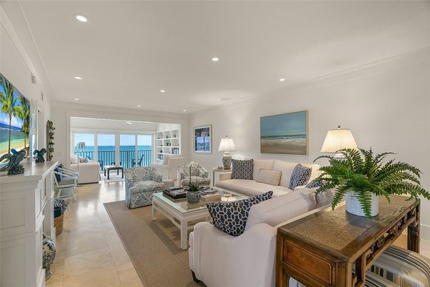 Interior, Living room, Recessed Lighting, Water