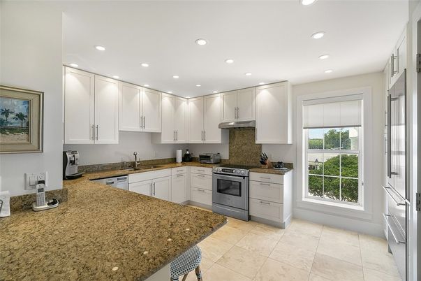 Interior, Kitchen, Recessed Lighting