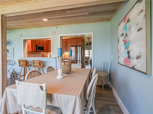 Dining room, Interior, Kitchen, Recessed Lighting, Wooden Ceilings, Wood Texture Flooring