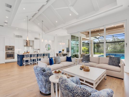 Dining room, Interior, Kitchen, Living room, Pendant Lights, Recessed Lighting, Stainless Steel Appliances, Wood Texture Flooring