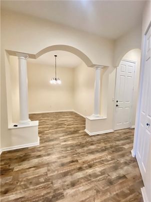 Empty room, Interior, Pendant Lights, Wood Texture Flooring