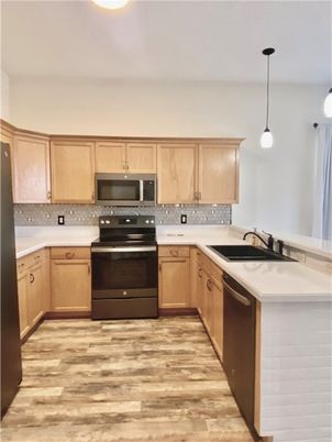 Interior, Kitchen, Pendant Lights, Wood Texture Flooring