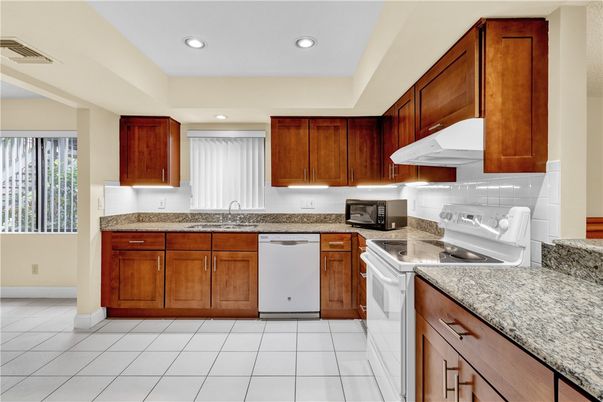 Interior, Kitchen, Recessed Lighting