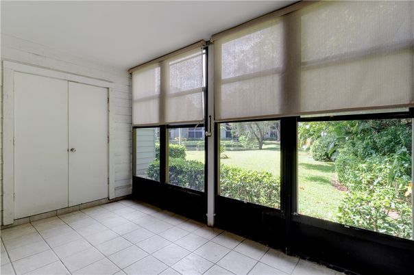 Empty room, Interior, Sun Room