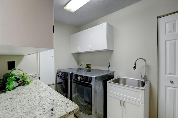 Interior, Washer
