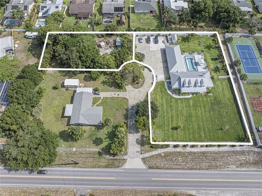 Exterior, Drone