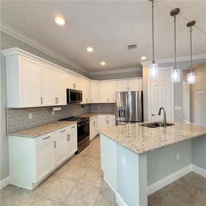 Interior, Kitchen, Pendant Lights, Recessed Lighting, Stainless Steel Appliances