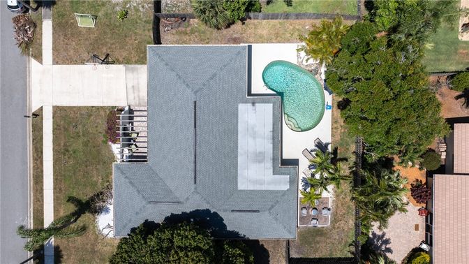 Exterior, Drone