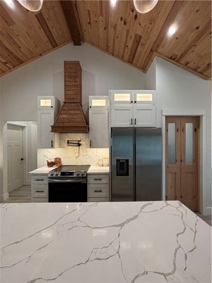 Interior, Kitchen, Recessed Lighting, Wooden Beams, Wooden Ceilings