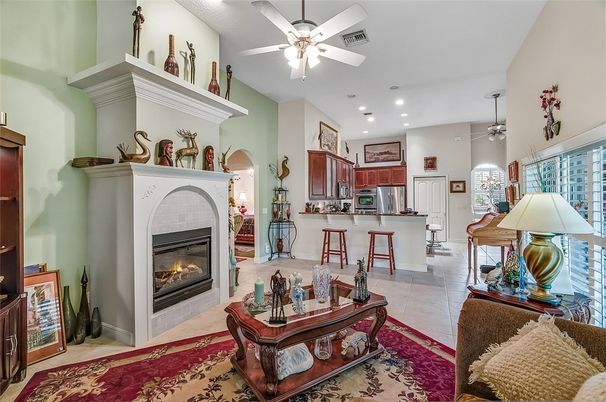 Fireplace, Interior, Kitchen, Recessed Lighting