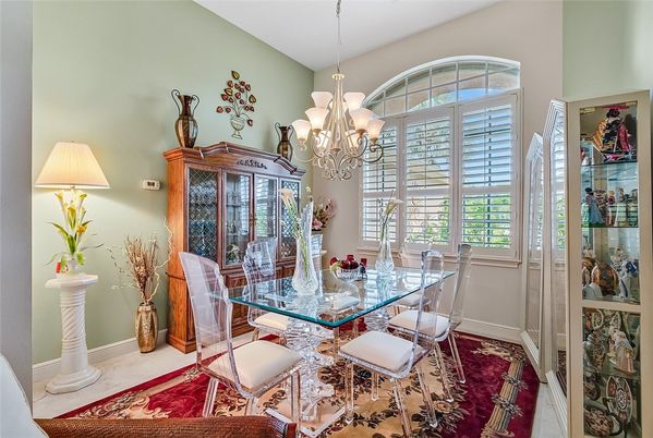 Chandelier, Dining room, Interior