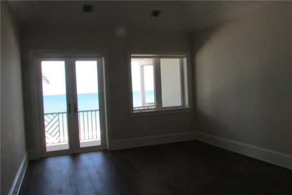 Empty room, Interior, Water, Wood Texture Flooring