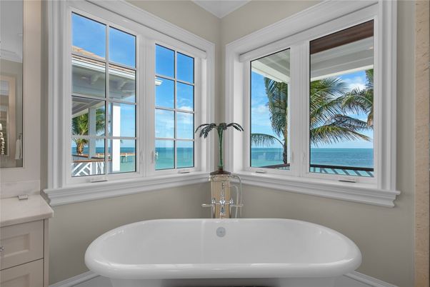 Bathroom, Free Standing Baths, Interior, Water