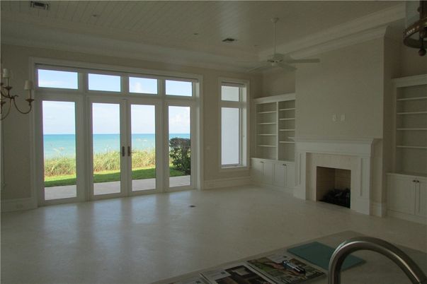 Empty room, Fireplace, Interior, Water