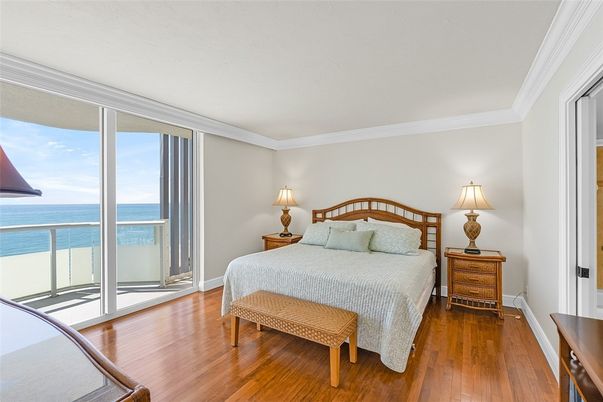 Bedroom, Interior, Water, Wood Texture Flooring