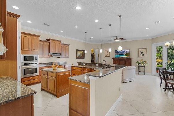 Dining room, Interior, Kitchen, Pendant Lights, Recessed Lighting