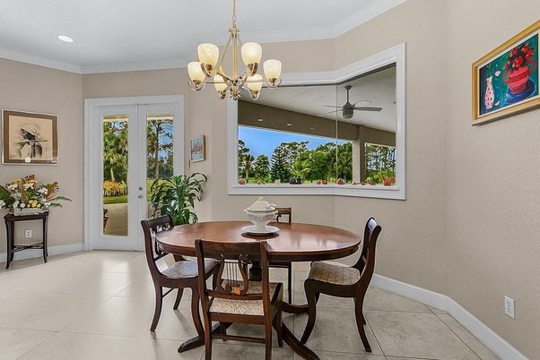 Chandelier, Dining room, Interior, Recessed Lighting
