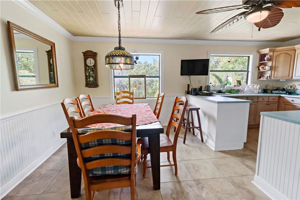 Dining room, Interior, Kitchen, Pendant Lights