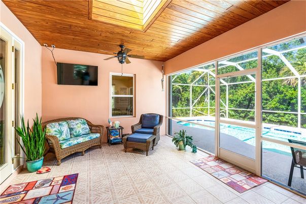 Interior, Sun Room, Wooden Ceilings