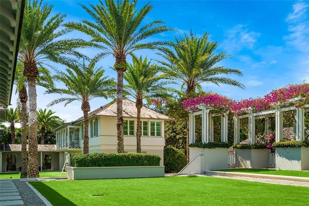 Backyard, Exterior, Facade, Mediterranean
