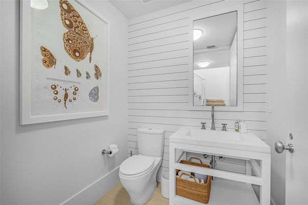 Bathroom, Interior