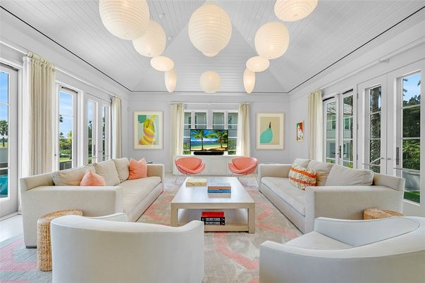 Interior, Living room, Pendant Lights